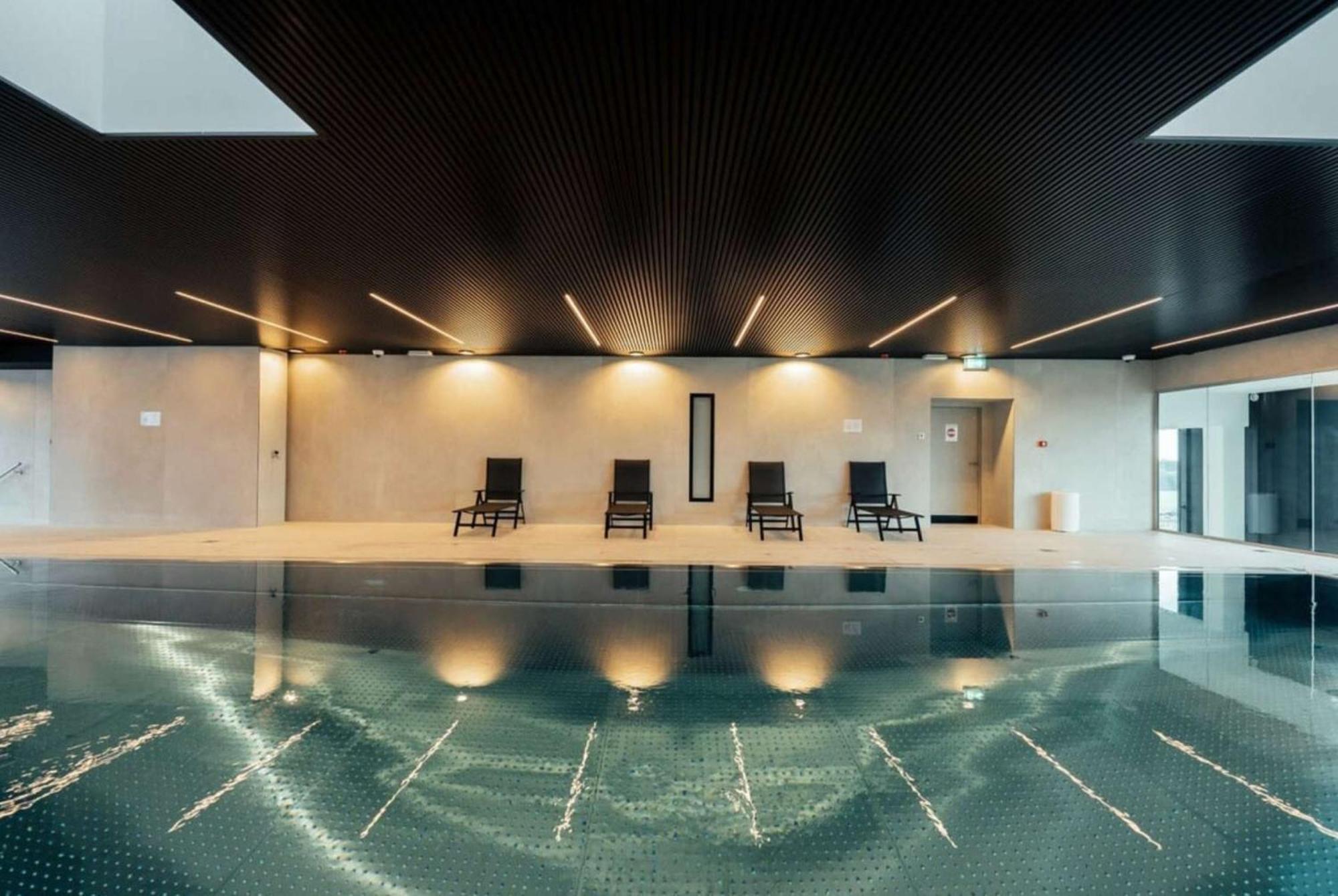Modern 2BR Apartment with Pool & City Views Luxembourg Extérieur photo